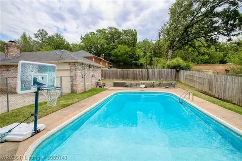 Exterior - 6920 Riviera Dr, Fort Smith, AR 72903 photo 14 of 16