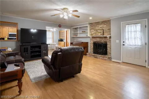 Living - 6920 Riviera Dr, Fort Smith, AR 72903 photo 1 of 3
