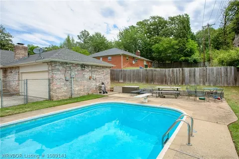 Exterior - 6920 Riviera Dr, Fort Smith, AR 72903 photo 13 of 16