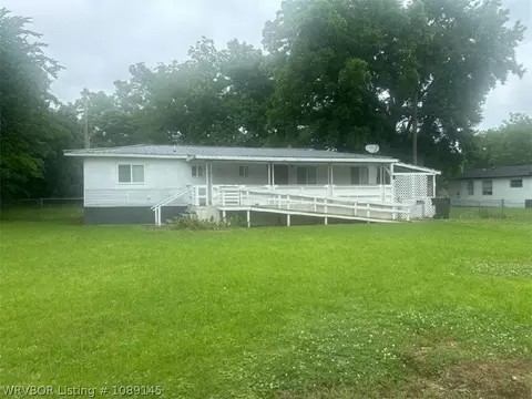 403 W Argyle St, Sallisaw, OK 74955