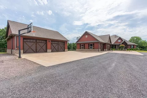 Exterior - 4032 Merlins Grv, Hackett, AR 72937 photo 3 of 11