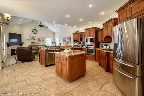 Kitchen - 8700 Lakeside Way, Fort Smith, AR 72903 photo 3 of 3