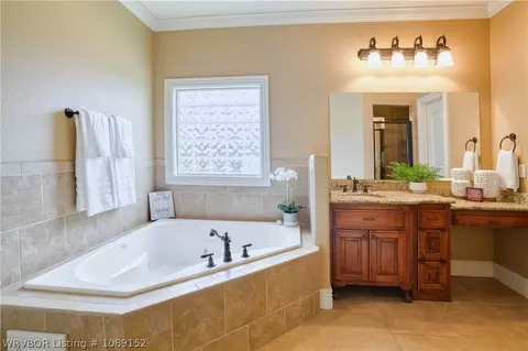 Bath - 8700 Lakeside Way, Fort Smith, AR 72903 photo 1 of 6
