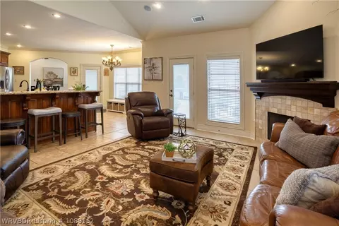 Living - 8700 Lakeside Way, Fort Smith, AR 72903 photo 1 of 3