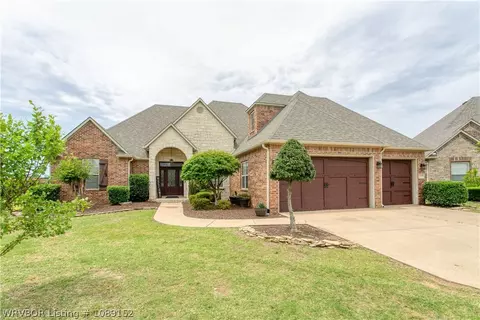 8700 Lakeside Way, Fort Smith, AR 72903