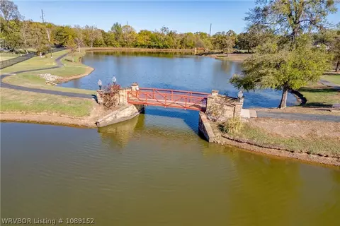 View/Area - 8700 Lakeside Way, Fort Smith, AR 72903 photo 8 of 10