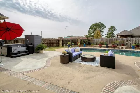 Exterior - 8700 Lakeside Way, Fort Smith, AR 72903 photo 4 of 19