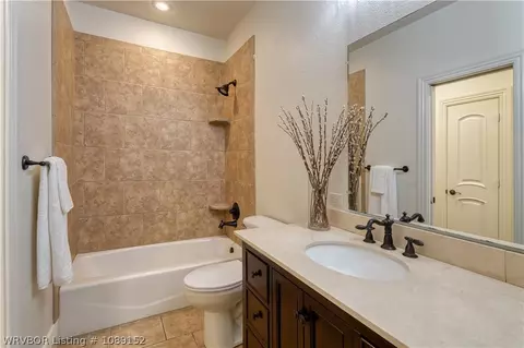 Bath - 8700 Lakeside Way, Fort Smith, AR 72903 photo 6 of 6