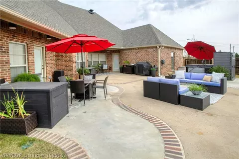 Exterior - 8700 Lakeside Way, Fort Smith, AR 72903 photo 11 of 19
