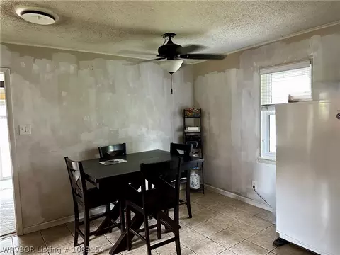 Dining - 7824 Colony Ln, Fort Smith, AR 72908 photo 2 of 2