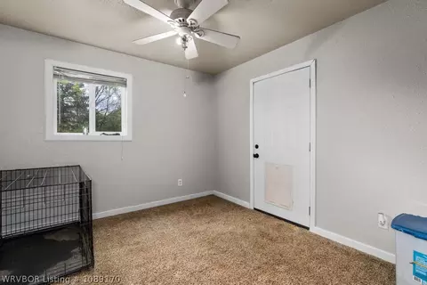 Bedroom - 1114 Crescent Dr, Paris, AR 72855 photo 6 of 8