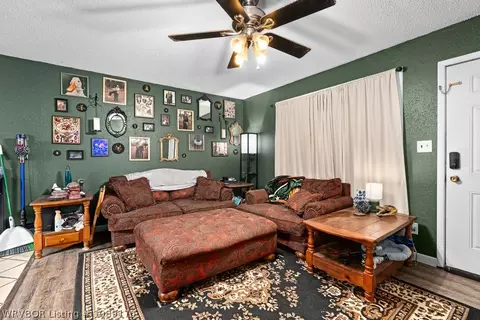Living - 1114 Crescent Dr, Paris, AR 72855 photo 1 of 1
