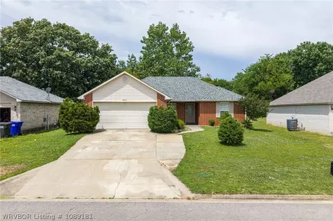 2001 N 55th Pl, Fort Smith, AR 72904
