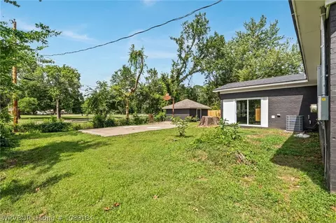 Exterior - 12 Candlestick Ln, Fort Smith, AR 72908 photo 6 of 10
