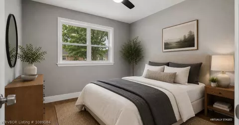 Bedroom - 12 Candlestick Ln, Fort Smith, AR 72908 photo 4 of 7