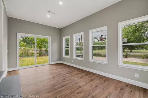 Living - 12 Candlestick Ln, Fort Smith, AR 72908 photo 7 of 7