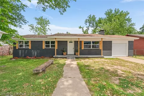 12 Candlestick Ln, Fort Smith, AR 72908