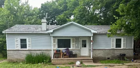 3220 S 16th St, Fort Smith, AR 72901