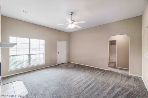Living - 215 Skagway Ln, Barling, AR 72923 photo 2 of 3