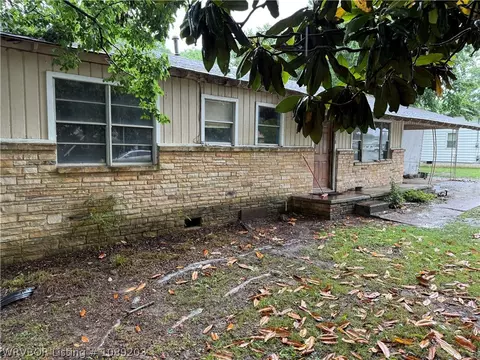 1738 Eastgate Ests, Van Buren, AR 72956