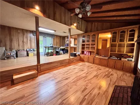 Living - 415 N Vine St, Hackett, AR 72937 photo 8 of 10