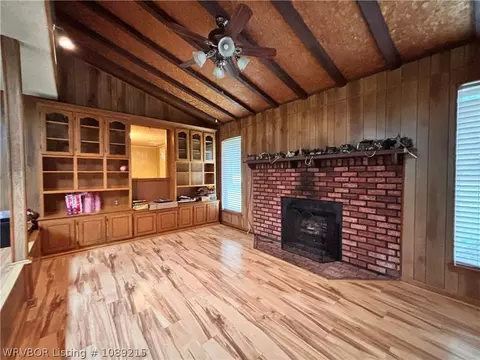 Living - 415 N Vine St, Hackett, AR 72937 photo 9 of 10