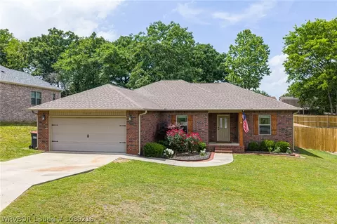 1413 Valley Forge St, Van Buren, AR 72956