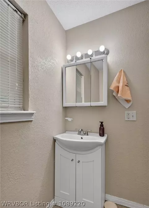 Bath - 3809 Chaffee Dr, Fort Smith, AR 72904 photo 1 of 2
