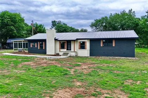 2700 N Witte St, Poteau, OK 74953