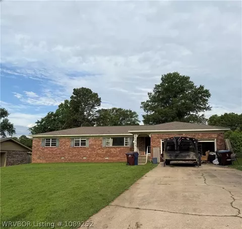 2816 S 33rd St, Fort Smith, AR 72903
