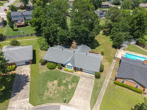 View/Area - 2020 S 71st St, Fort Smith, AR 72903 photo 1 of 2