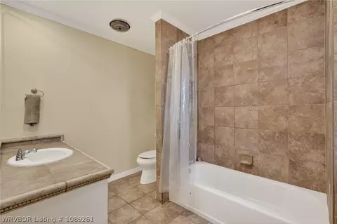 Bath - 605 N 7th St, Paris, AR 72855 photo 4 of 7