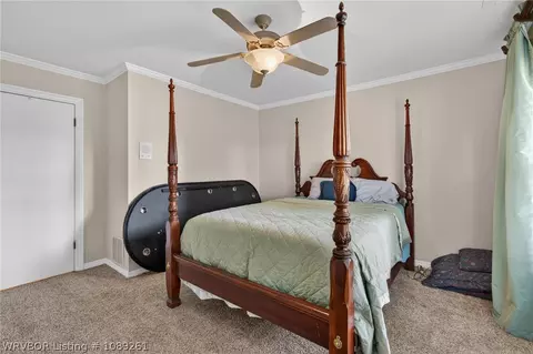 Bedroom - 605 N 7th St, Paris, AR 72855 photo 5 of 10