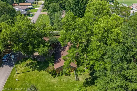 View/Area - 605 N 7th St, Paris, AR 72855 photo 3 of 3