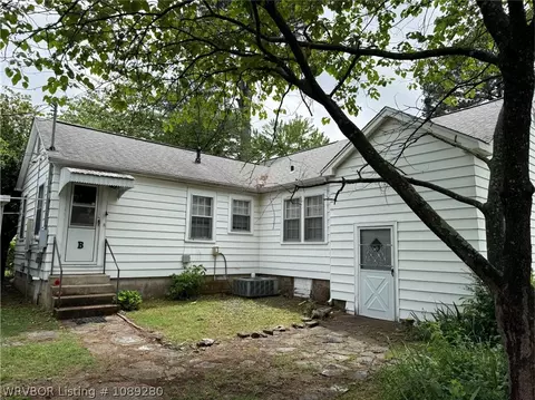 Exterior - 516 41st St, Fort Smith, AR 72903 photo 3 of 6