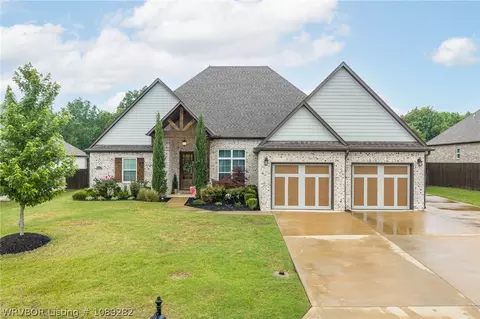 9214 Shirecrest Dr, Fort Smith, AR 72916