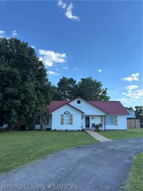 41105 Line St, Le Flore, OK 74942