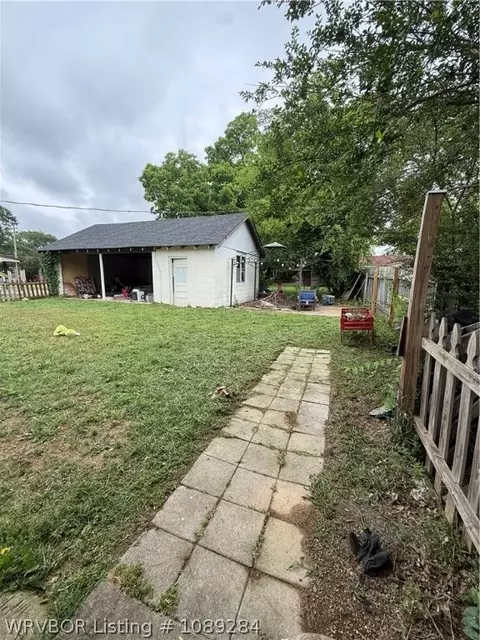 Exterior - 505 Chism St, Paris, AR 72855 photo 2 of 2