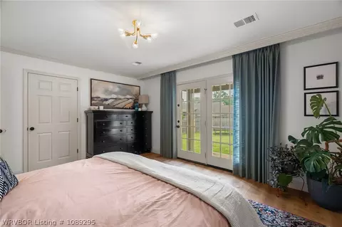 Bedroom - 8106 Yorktown Rd, Fort Smith, AR 72903 photo 2 of 5