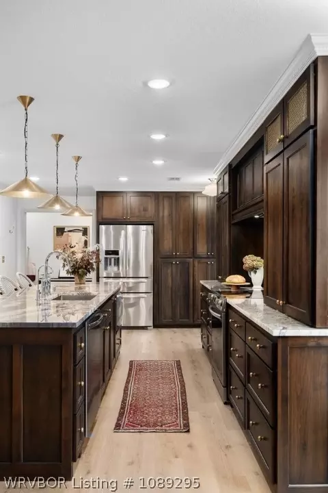 Kitchen - 8106 Yorktown Rd, Fort Smith, AR 72903 photo 4 of 5