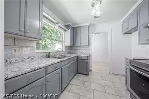 Kitchen - 4615 Spradling Ave, Fort Smith, AR 72904 photo 1 of 1