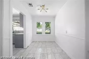 Entry Way - 4615 Spradling Ave, Fort Smith, AR 72904 photo 3 of 6