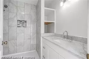 Bath - 4615 Spradling Ave, Fort Smith, AR 72904 photo 1 of 1