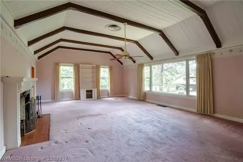 Living - 1501 S 36th St, Fort Smith, AR 72903 photo 1 of 5