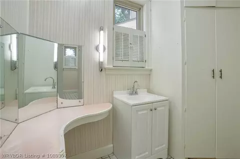 Bath - 1501 S 36th St, Fort Smith, AR 72903 photo 3 of 7