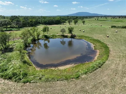 15593 Red Barn Rd, Cameron, OK 74932 photo 6
