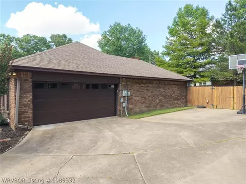 10117 Jenny Lind Rd, Fort Smith, AR 72908 photo 6