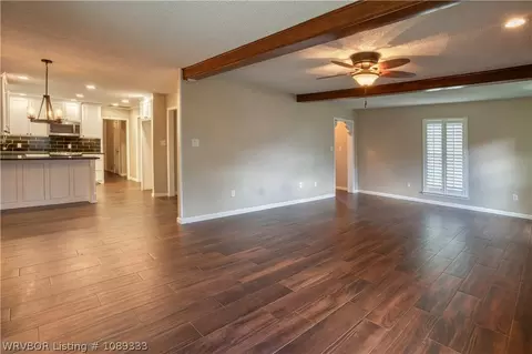 Living - 9600 River Ridge Rd, Fort Smith, AR 72903 photo 3 of 4