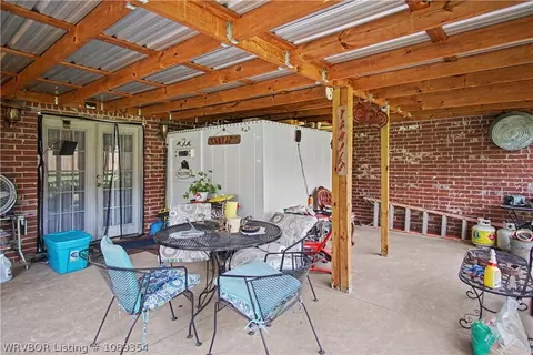 Exterior - 4 Katie Ct, Lavaca, AR 72941 photo 7 of 10