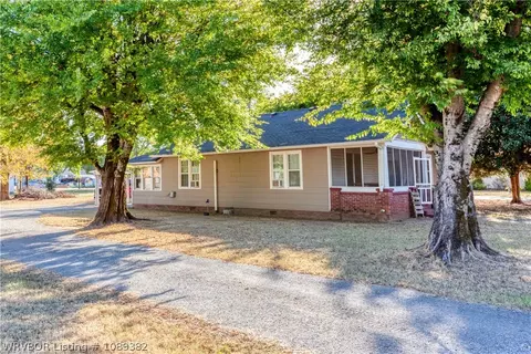 Exterior - 211 Howard St, Mansfield, AR 72944 photo 2 of 7